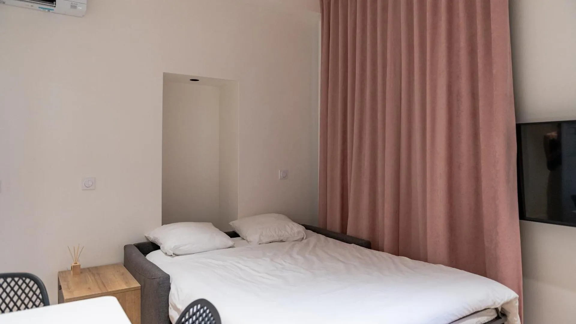 Croix Paquet - Appartements A Lyon 0*,